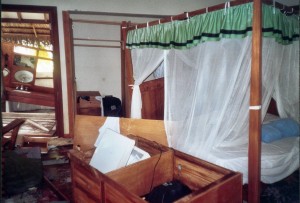 Philipps Zimmer nach dem Tsunami